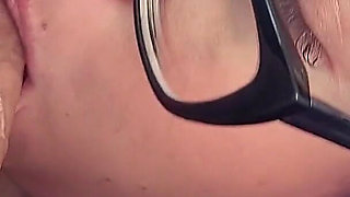 POV- the Neighbor's Girlfriend Gave an Amazing Blowjob