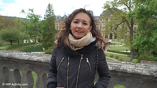 Nude Vanessa Shows Her Arousing Vagina In Public