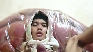 Crossdresser hijab Indonesia tarakan