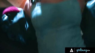 10 Girl Lesbian Gangbang Rough Sex - Big Tit MILFs Fisting, Strap-On & Squirting Orgy