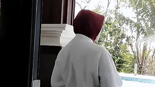 Hijab Nude in Swimming Pool