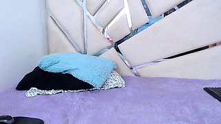 This large amateur cam girl has some very big boobs