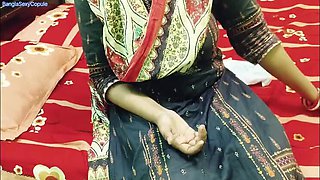 Desi Bhabhi Big Breasts & Sweet Ass - Homemade Sex with Banglasexycouple
