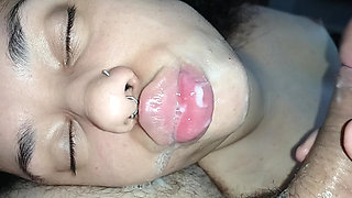 BIG LOAD OF CUM ON NAUGHTY BITCH FACE, SHE LOVES IT