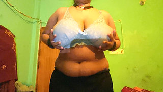 Cute Solo Performance No Face Pure Desire