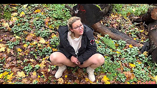 Extremely Horny MILF Cunt Squirts Outdoors