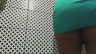 Masdrasta bbw opening ass and sticking a cream pod