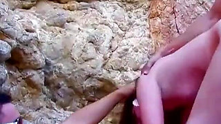 Double penetration on the beach!