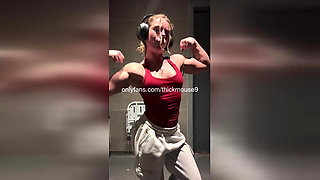 TikTok Accident: Muscular 18yo Flashes Wet Pussy Live!