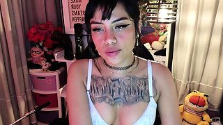 Tattoed Amateur Webcam Girl Hot Dildo Action Masturbation