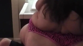 BigmommaKat plays ball on Flat Pat