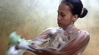 Take a Shower with Me, My Dear