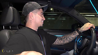 Young Colombian Woman Has Sex in a Car on the Roads - Luna Vitaler and Duvan Saray