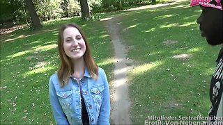 Dreier In Berlin - Outdoor Threesome Sex In Public Forest With Cute Teeny