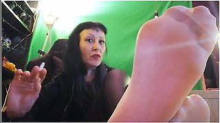 From 1 December I Will No Longer Answer 899 But You Can Call Me On My Number With Miss Wagon Vegan