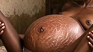Poor 9-month Pregnant Woman Cums Uncontrollably and Craves a Cock in Her Loose Pussy