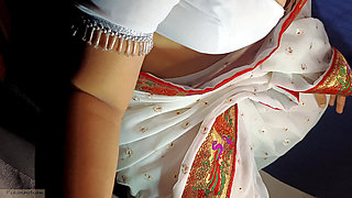 Hot Sexy Desi Housewife Saree Blause Big Natural Boobs Seduce, Fucking and Blowjob Sexy Hot Desi