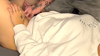 Intense Fingering Blowjob and Rubbing Fingers in the Pussy