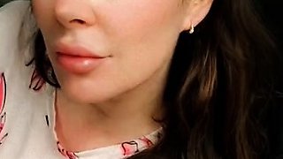 Heidi Foxx aka heidivandertrump OnlyFans - Just woken up