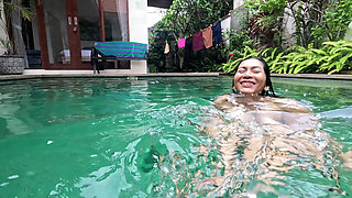 My Indonesian girl first time to lick pussy