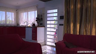 Shasha, 28, wanted two big cocks... - Jacquie et Michel TV