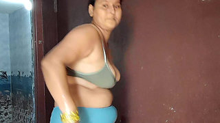 Desi Mature Woman Showering