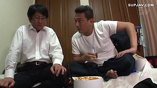 Japanese Wife Fucking De Older Neighbor