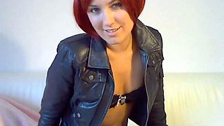 Deutscher Amateur-Porno: Miss Doertie - DU WIRST SPRITZEN!