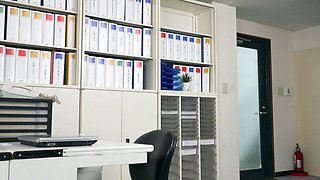 Big assed busty tit fuck and blowjob from curvy stunner