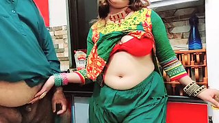 Desi wife has real sex with husbands friend with clear Hindi audio - Hot Talking