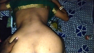 Indian Bhabhi Close-up Short Clean Pussy