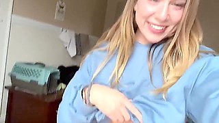 Gorgeous Wench Squirting