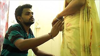 Raunchy Indian MILF amateur xxx scene