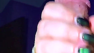 Real Amateur Close up Handjob Cumshot Big Cock