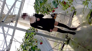 Mayu No.45 Strawberry Hunting Exposure, Immediate Oral, Swallowing Specialized