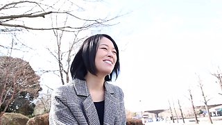 336KNB-207　超美形の奥様。単身赴任中の旦那とのSEXレスは早3年。とにかく 奥 が性感帯の欲求不満奥様のポルチオイキ必見！！