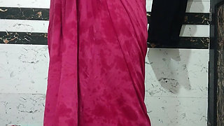 Priya Bhabi Sexy Bath Show