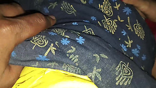 I slid my sister-in-law's panties and tights and rubbed her pussy and ass, wet pussy became