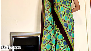 Indian Boy Got Naked with the College Teacher and Fucked Her