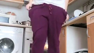 Play in my pee