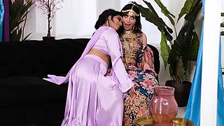 Fingering, Licking and Orgasms in hot Indian Lesbian