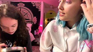 Milf brunette play with dildo on webcam