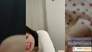 Be a part of the chatroom banter