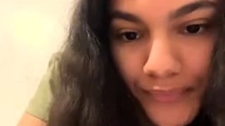 Brunette Solo Webcam Masturbation