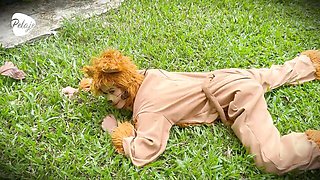 Outdoor dirt with magnificent Lioness from Pelaje Mix