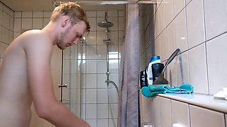 Twink Showering for Voyeur Camera