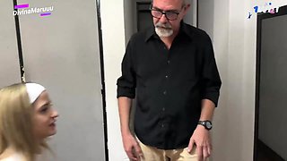 Gorgeous teen smutty porn clip
