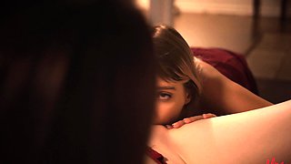 Amateur sex videos two busty brunette lesbians licking pussy