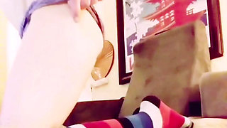 Gooner slutty milf playing up close for you