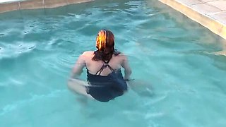 Horny MILF Ardientes69 Flashes Big Natural Tits at Public Pool for Sucking